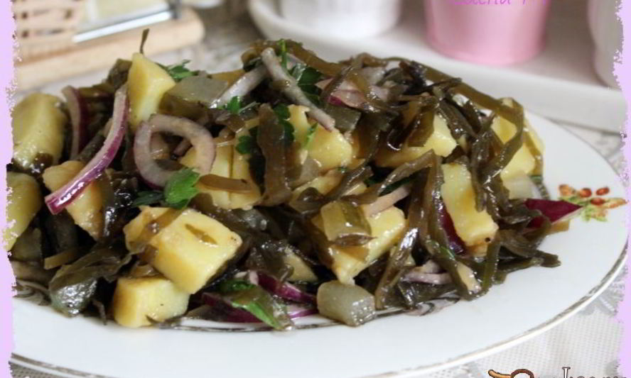 Рецепт теплый картофельный салат с морской капустой