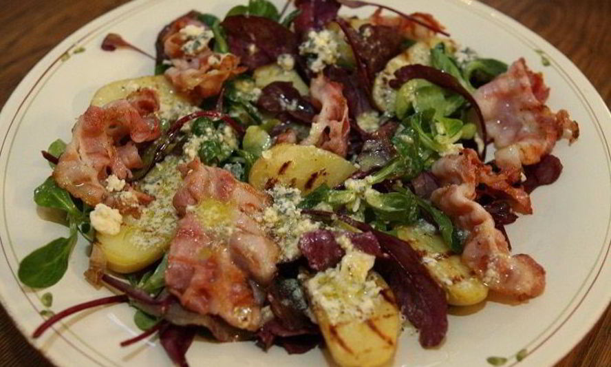 Рецепт теплый салат с картофелем и беконом