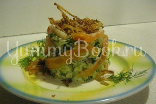 Теплый салат с картофелем и лососем