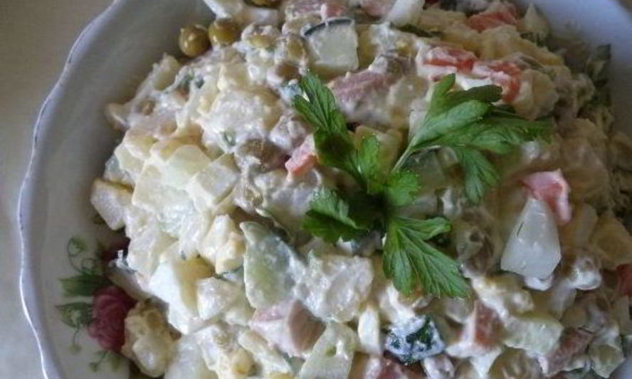 Рецепт оливье классический со свежим огурцом