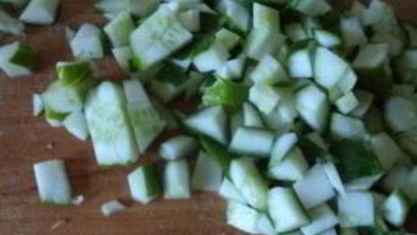 оливье классический со свежим огурцом