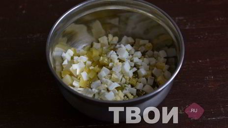 оливье с говядиной