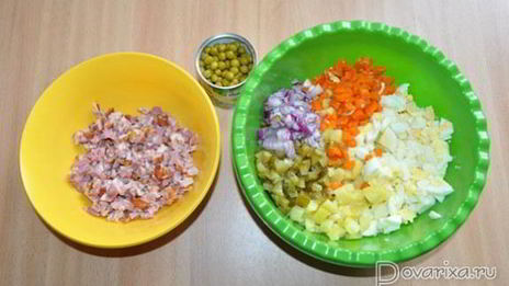 оливье с копченым мясом