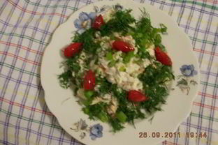 Оливье с морковью, бужениной и зеленым луком