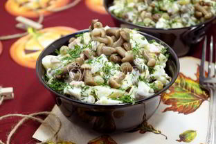 Оливье с полукопченой колбасой