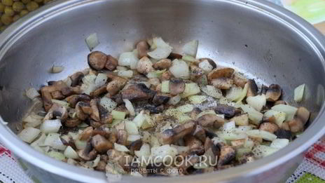 оливье с шампиньонами