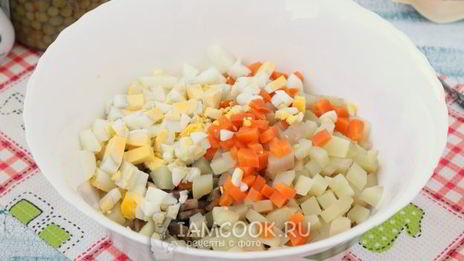 оливье с шампиньонами