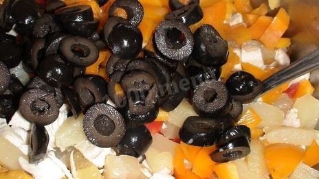 салат new оливье с ананасом и болгарским перцем