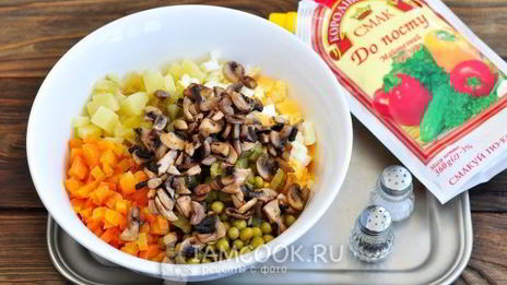 салат оливье без мяса и колбасы