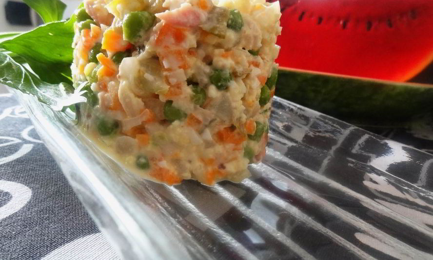 Рецепт салат оливье с кольраби