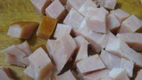 салат оливье с ветчиной