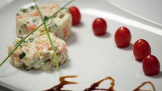 Вегетарианский салат Оливье