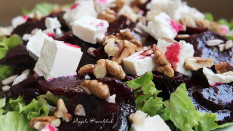 салат из маринованной запеченной свеклы с фетой