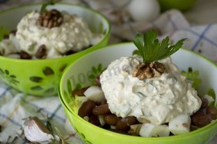 Салат из отварной фасоли