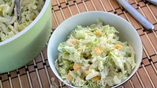 Салат из пекинской капусты с сыром