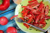 Салат из перца и помидоров