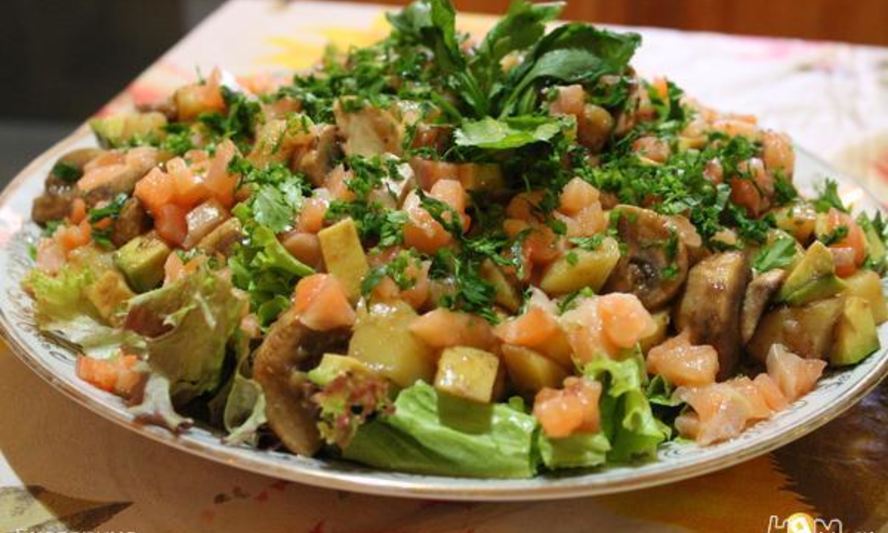 Рецепт салат из семги с овощами