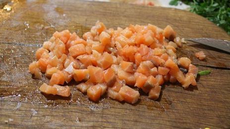 салат из семги с овощами