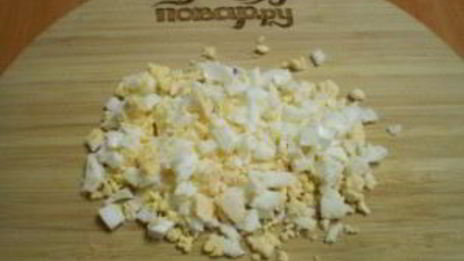 салат из зеленой фасоли с яйцами