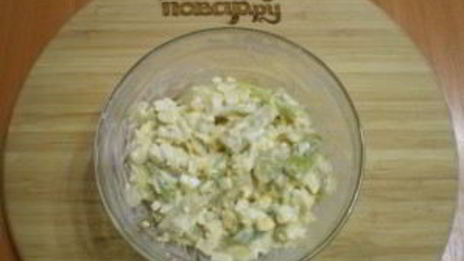 салат из зеленой фасоли с яйцами