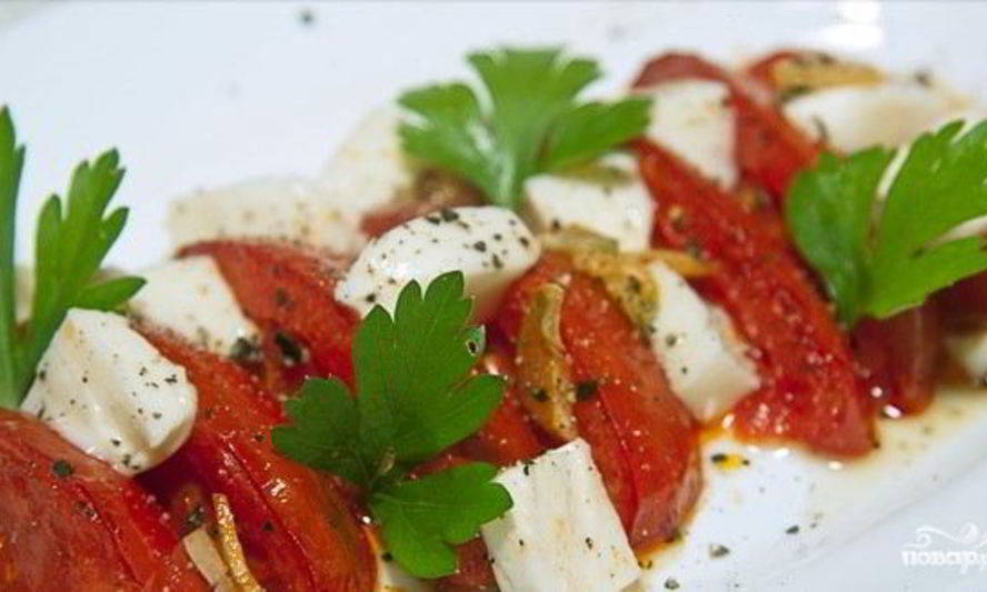 Рецепт салат из жареных помидоров