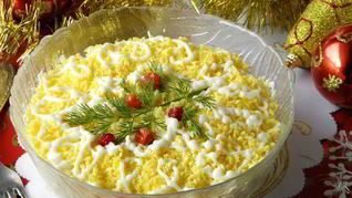Салат Мимоза новогодний