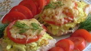 Мясо, запеченное под шубой из кабачков