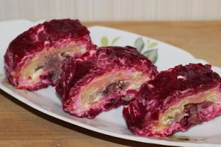 Рулет из сельди под шубой