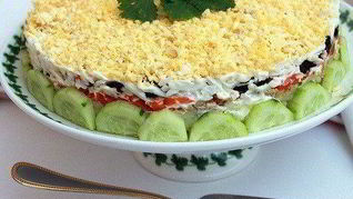 Салат Печень трески под шубой