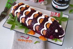 Селедка под шубой в виде рулета