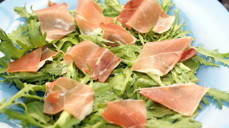 салат с инжиром