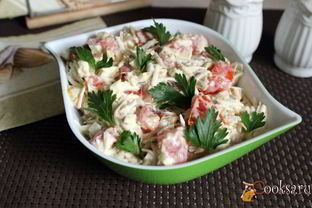 Салат с консервированным тунцом и плавленным сыром