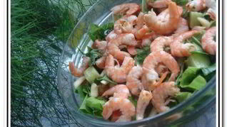 Салат с руколой и креветками