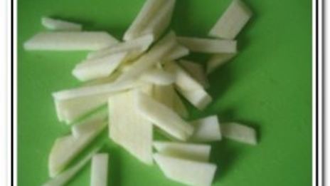 салат с руколой и креветками