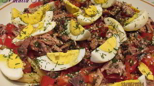 Салат с тунцом и спаржевой фасолью