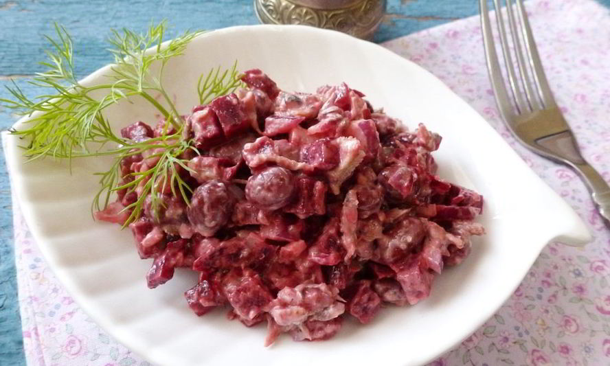 Рецепт салат со шпротами и фасолью