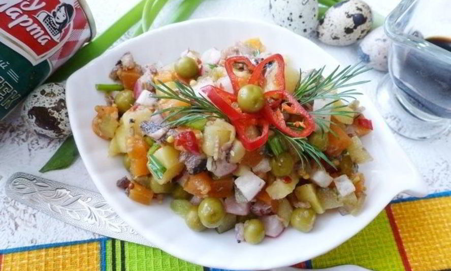 Рецепт салат со шпротами и горчичной заправкой