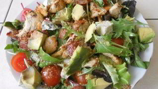 Салат Супер Микс с авокадо