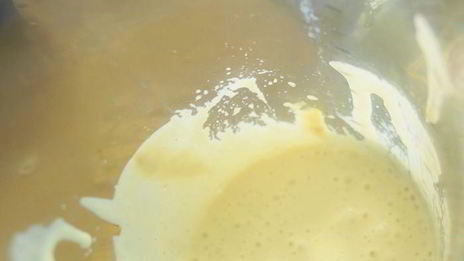 салат цезарь с чипсами из лаваша