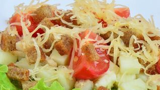 Салат Цезарь с фетой