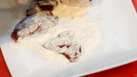 салат цезарь с куриной печенью