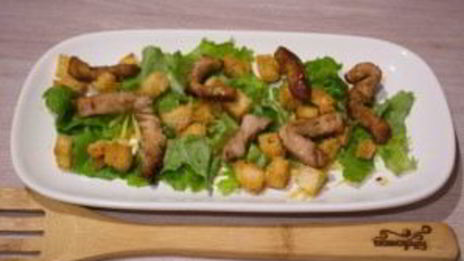 салат цезарь с курицей классический