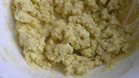 цезарь с семгой на листьях руколы