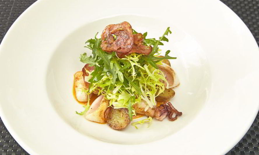 Рецепт теплый салат с мини-кальмарами