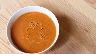 Пряный средиземноморский винегрет с морковным соком