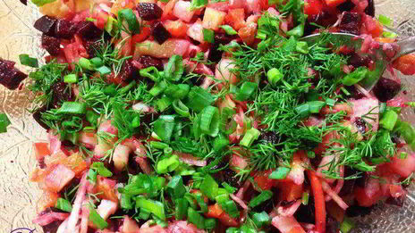 винегрет из запеченных овощей с копченой курицей