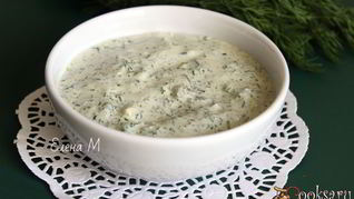 Йогуртовый соус с фетой и маслинами