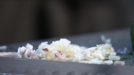 йогуртовый соус со шпинатом