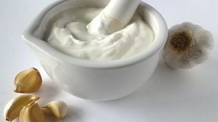 Молочно-чесночный соус