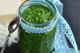 Песто из черемши с миндалем